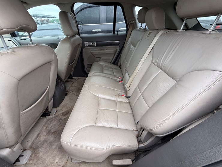 2007-lincoln-mkx-image-33