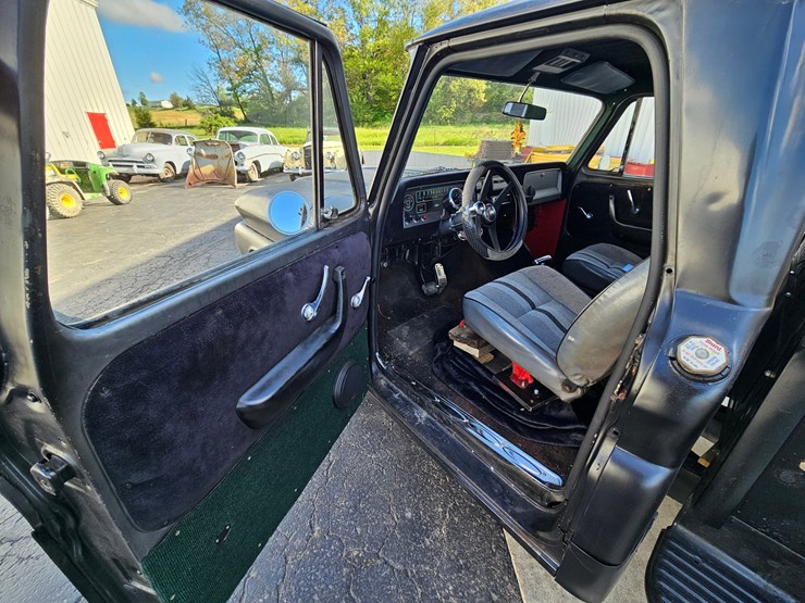 1965-chevrolet-c10-image-27