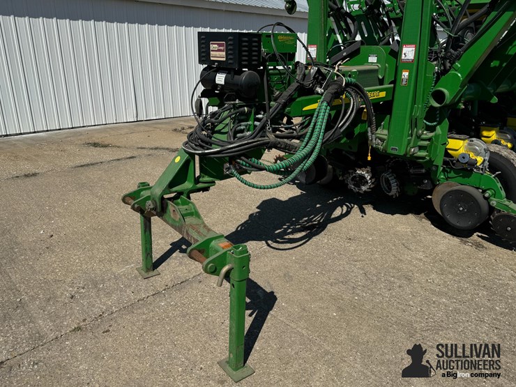 2013-john-deere-1790-ccs-image-9