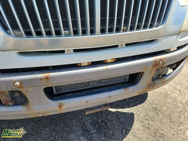 international-durastar-4400-image-29