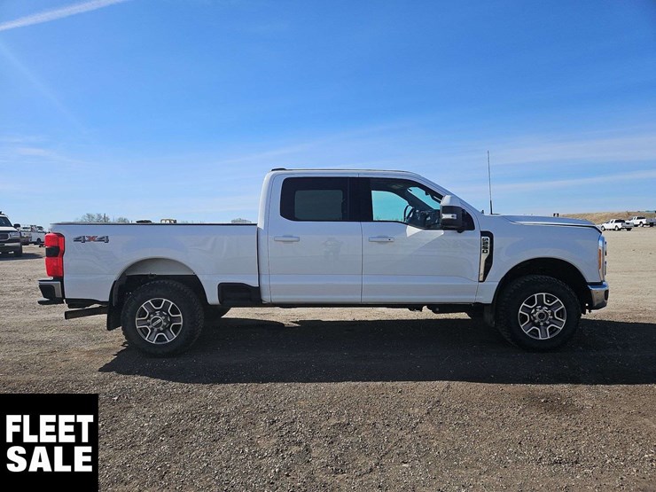 2023-ford-f250-image-9