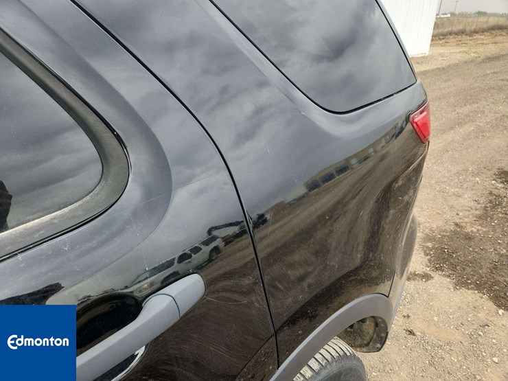 2015-ford-explorer-image-34