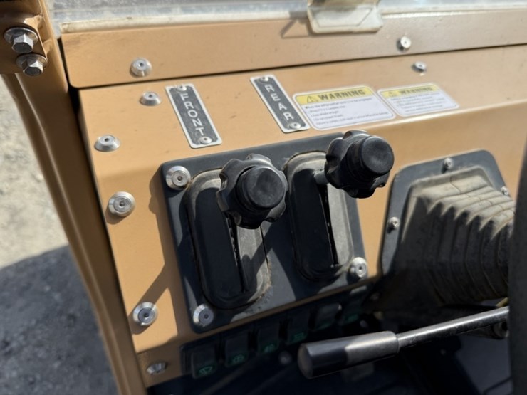 2022-tuatara-1500e-4wd-utility-cart-image-11