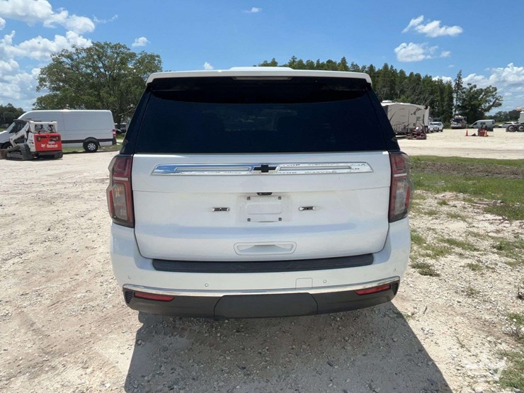 2021-chevrolet-tahoe-image-29
