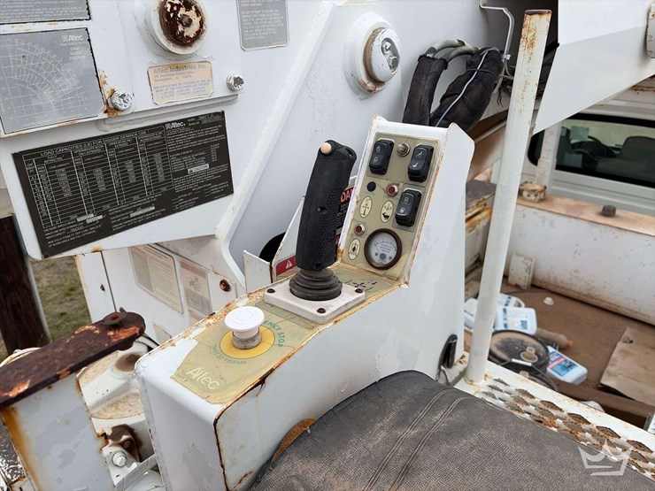 2005-international-durastar-4300-image-40