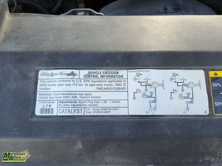 2004-ford-expedition-image-33