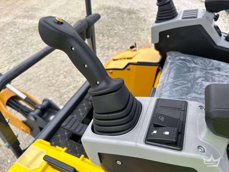 yanmar-excavator-image-11