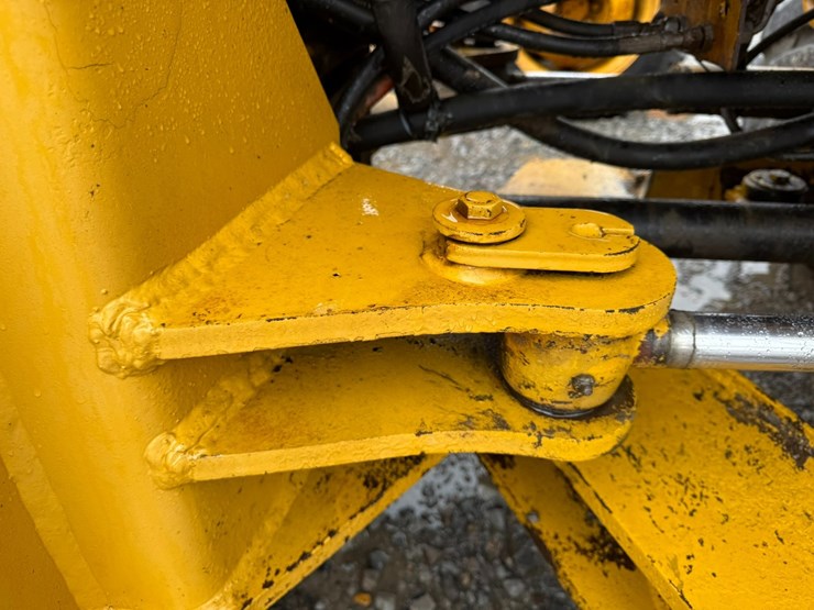 deere-544e-image-30