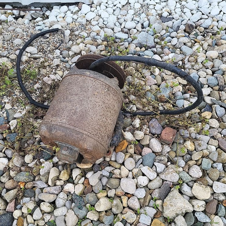 Century 1/2hp Electric Motor w/Pulley, 110 Volt - Working Condition