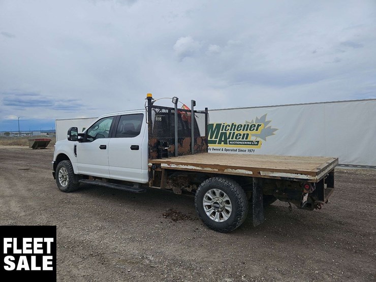 2022-ford-f350-image-3