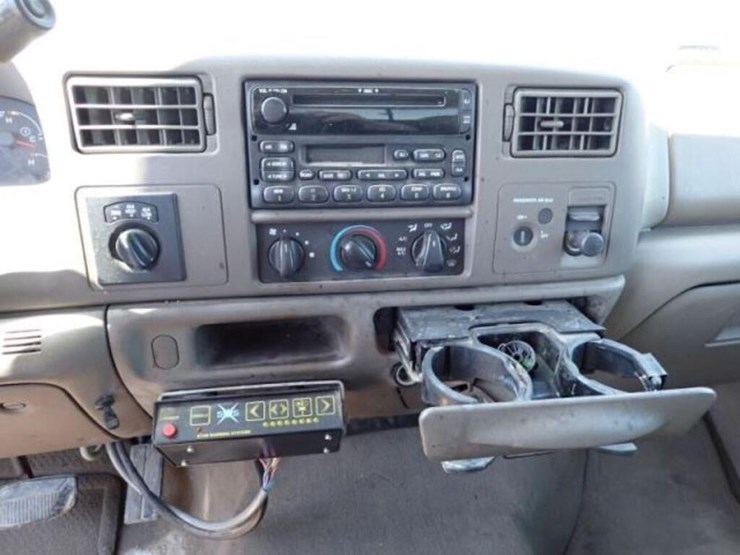 2002-ford-f350-image-15
