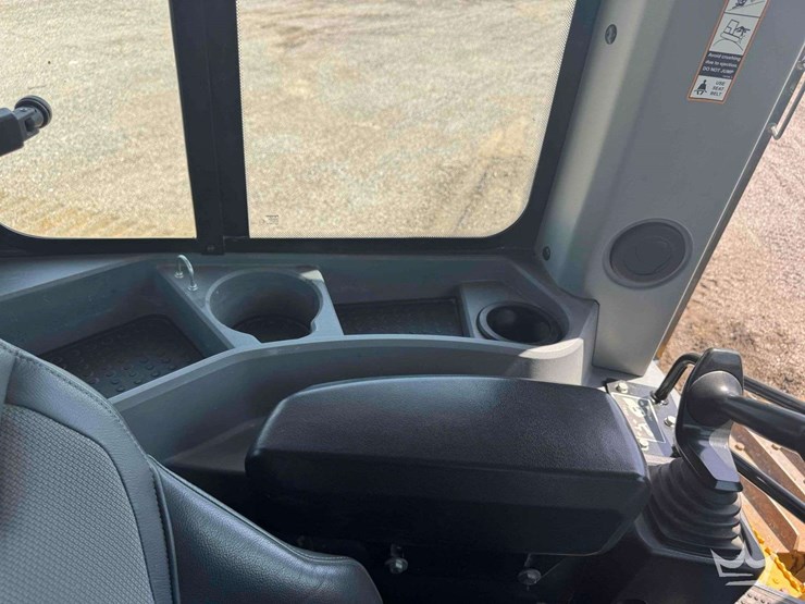 2020-deere-850l-wlt-image-71