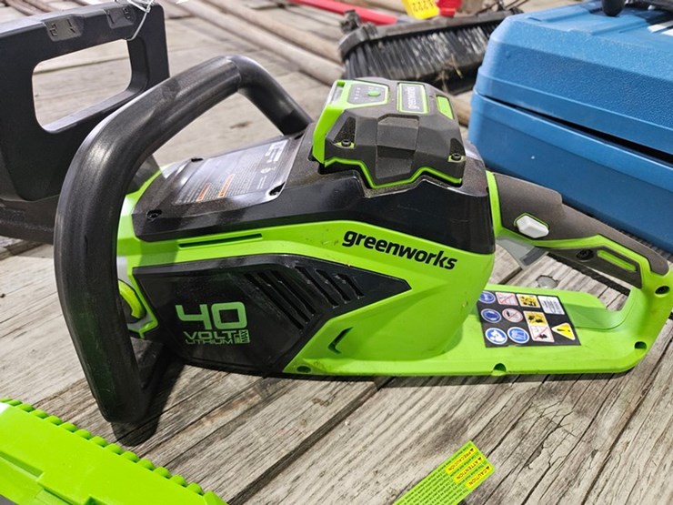 #6244-•-greenworks-40v-chainsaw-image-3