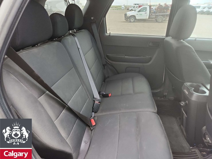2012-ford-escape-xlt-image-17