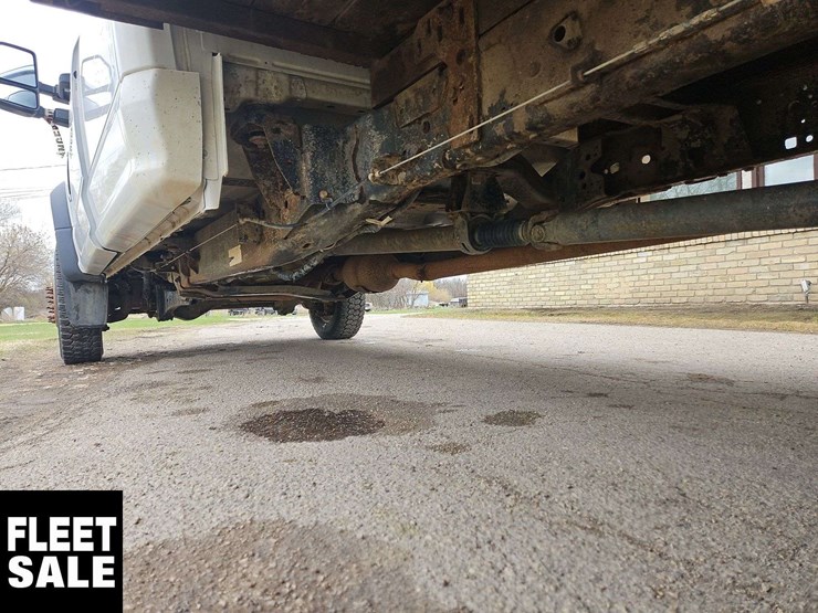 2017-ford-f550-image-10
