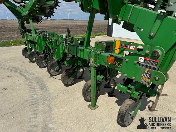 1998-john-deere-856-image-14