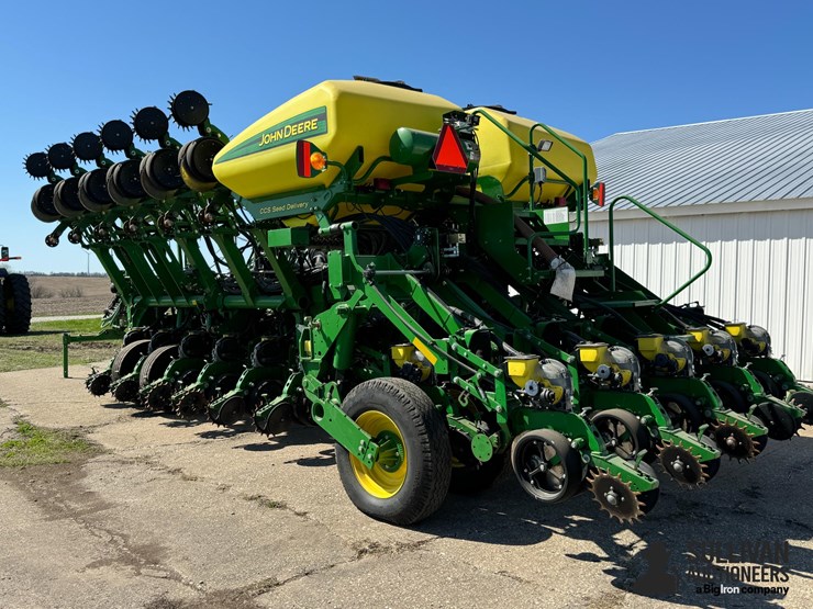 2013-john-deere-1790-ccs-image-7