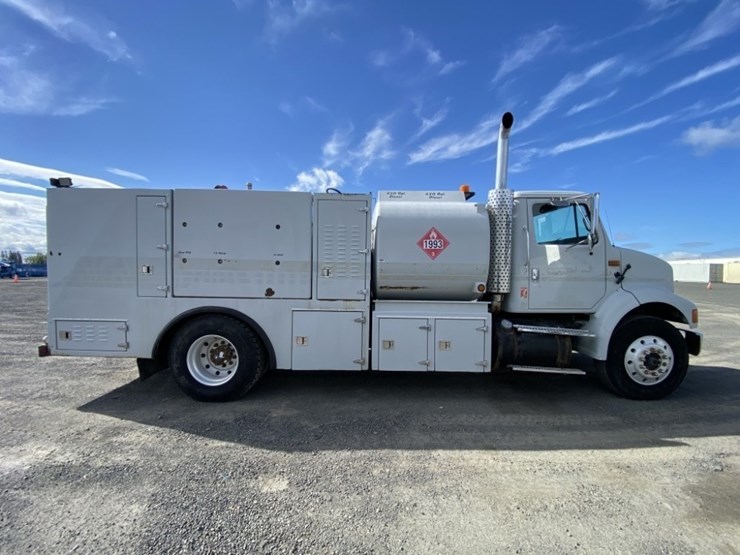 1992-international-8100-image-6