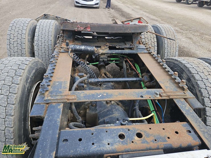 2012-international-transtar-8600-image-22