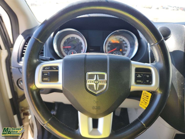 dodge-grand-caravan-image-16