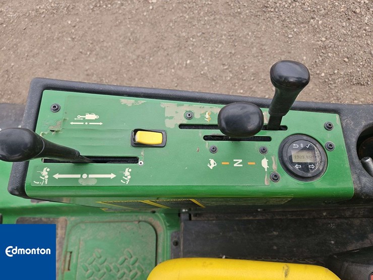 2019-john-deere-1580-image-16
