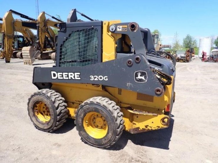 2019-deere-320g-image-7