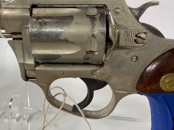 #72-•-charter-arms-undercover-38-special-revolver-107614-image-7
