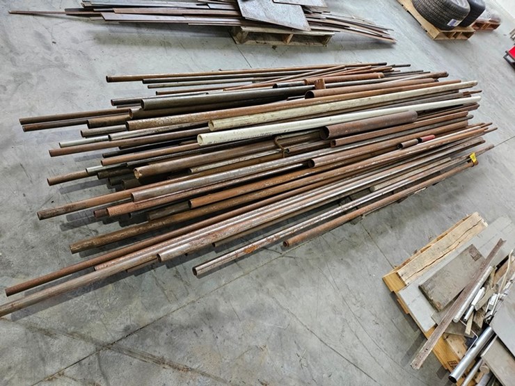 #6269-•-pallet-of-assorted-metal-pipes-image-6