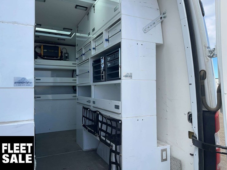 2018-mercedes-benz-sprinter-3500-xd-image-16