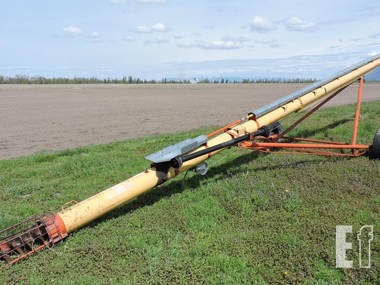 westfield,-8”-x-41’-grain-auger,-pto-operated-265-image-1