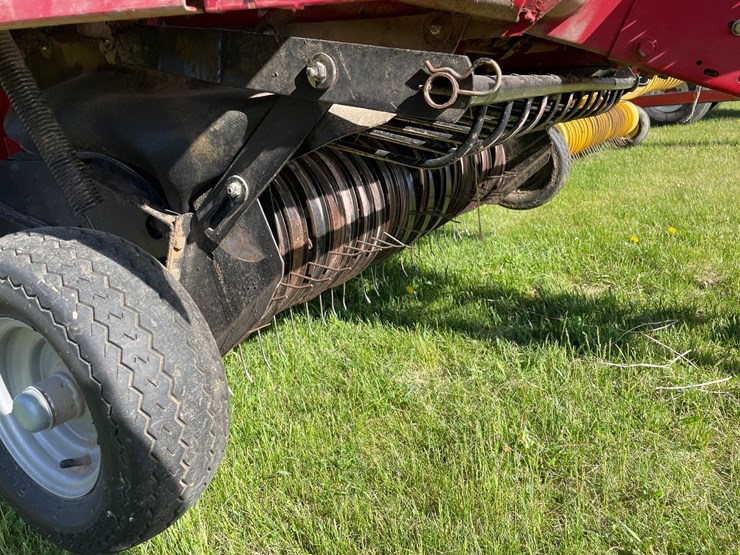 case-ih-rbx561-image-9