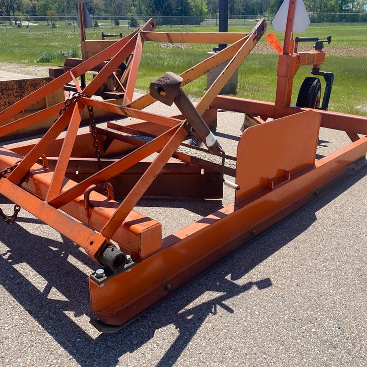 #8769 • Steel Road Drag