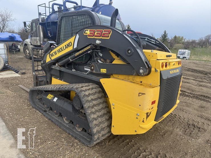 2021-new-holland-c332-image-3