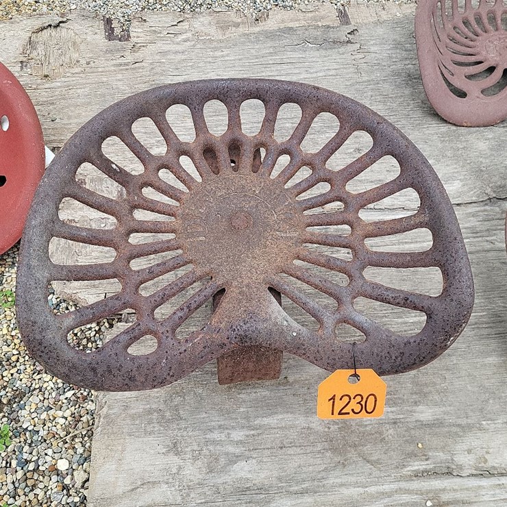 Deering Antique Seat - Tag #1230