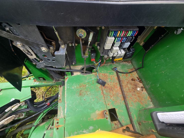 john-deere-6200-image-23