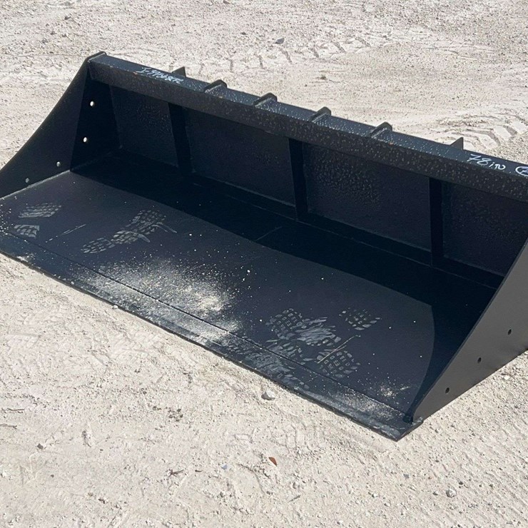 2026 Pabreak 78in Bucket Skid Steer Attachment