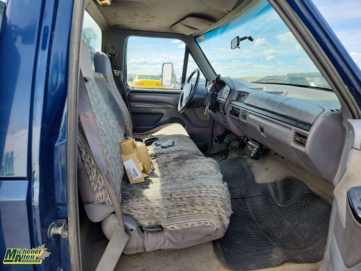 1997-ford-f350-image-26