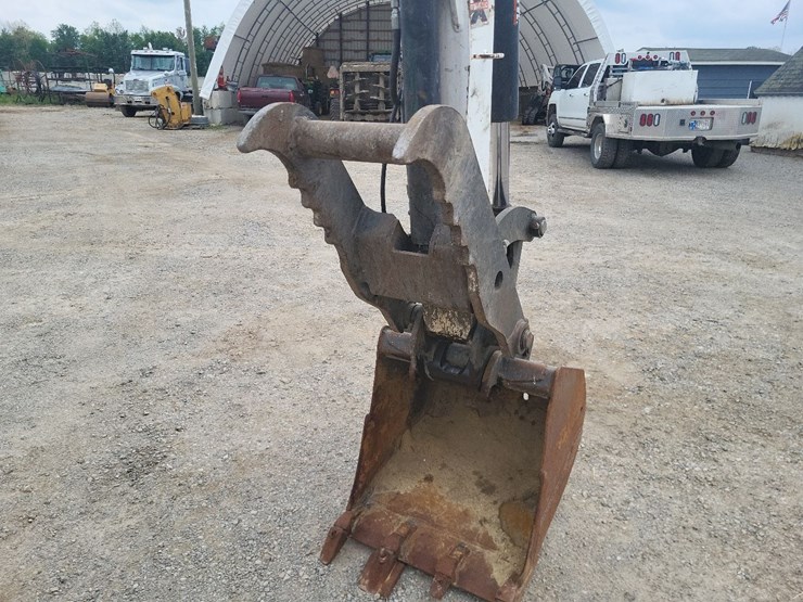 bobcat-e50-image-35
