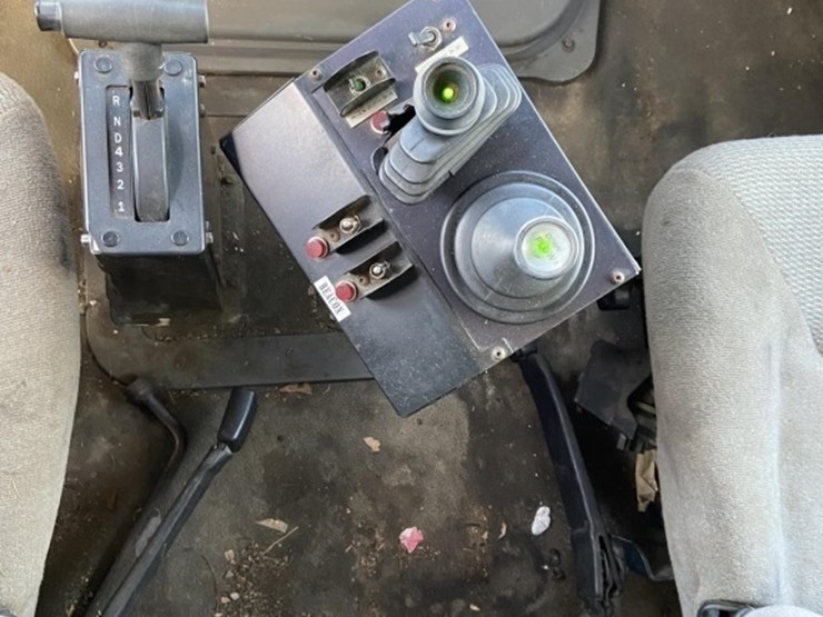 2000-sterling-l9500-image-14