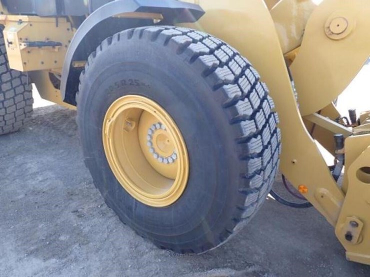 2023-caterpillar-926m-image-63