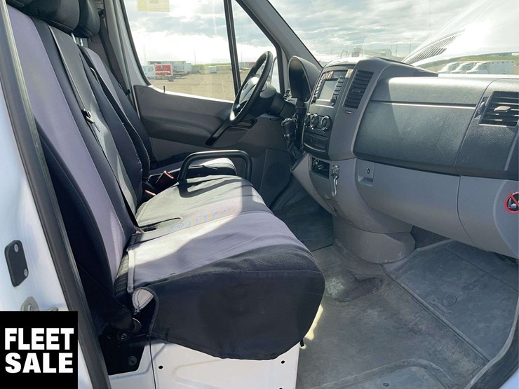 2017-mercedes-benz-sprinter-3500-xd-image-18
