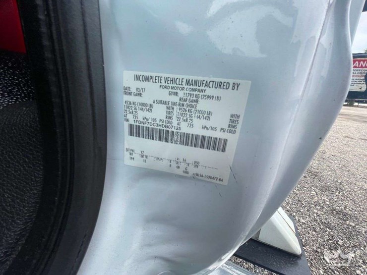 2017-ford-f750-image-5