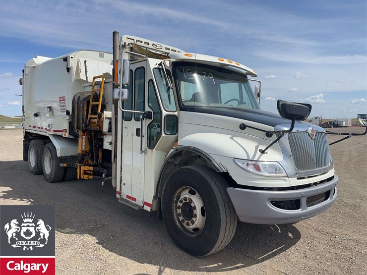 2016-international-workstar-7400-image-2