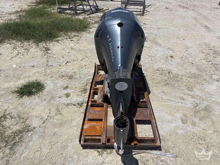 2017-yamaha-250-boat-motor-image-14