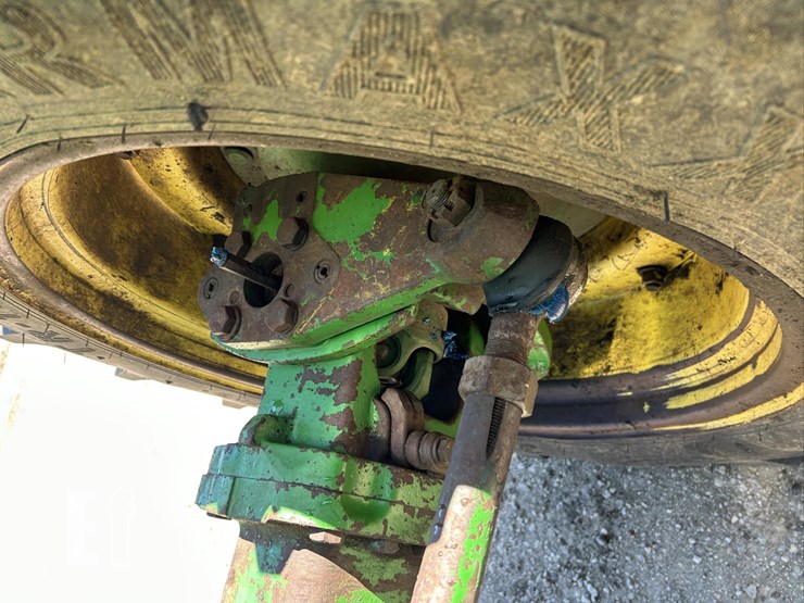 1990-john-deere-4755-image-40