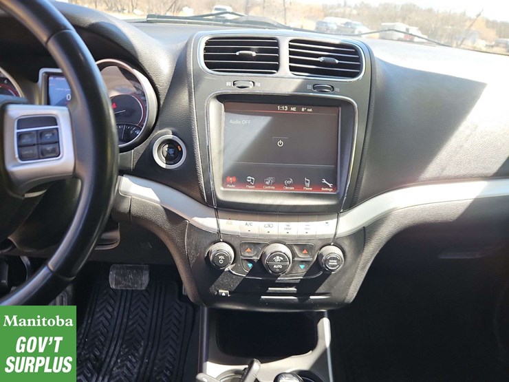 2012-dodge-journey-image-22