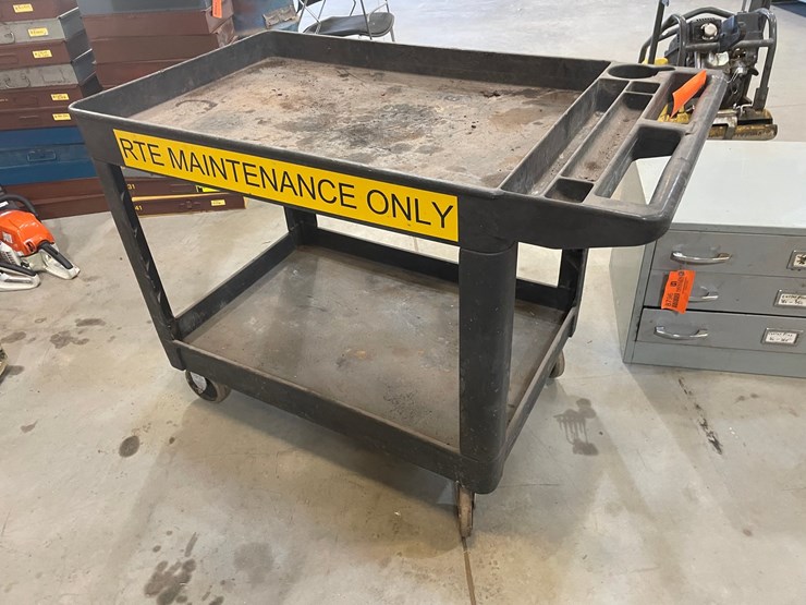 #8797-•-rubbermaid-shop-cart-image-1