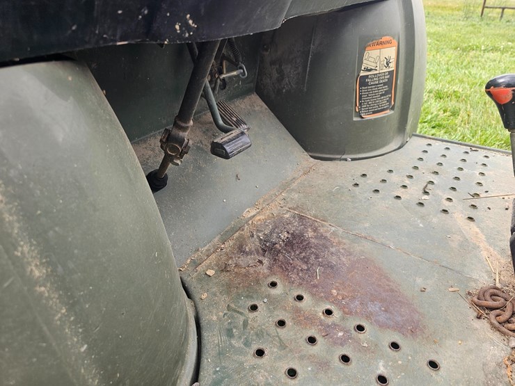 john-deere-gator-image-31