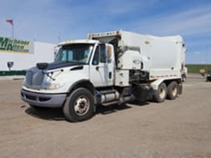 2017-international-workstar-7400-image-5
