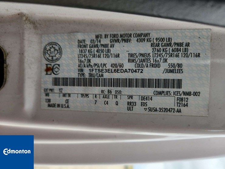 2014-ford-cargo-image-7